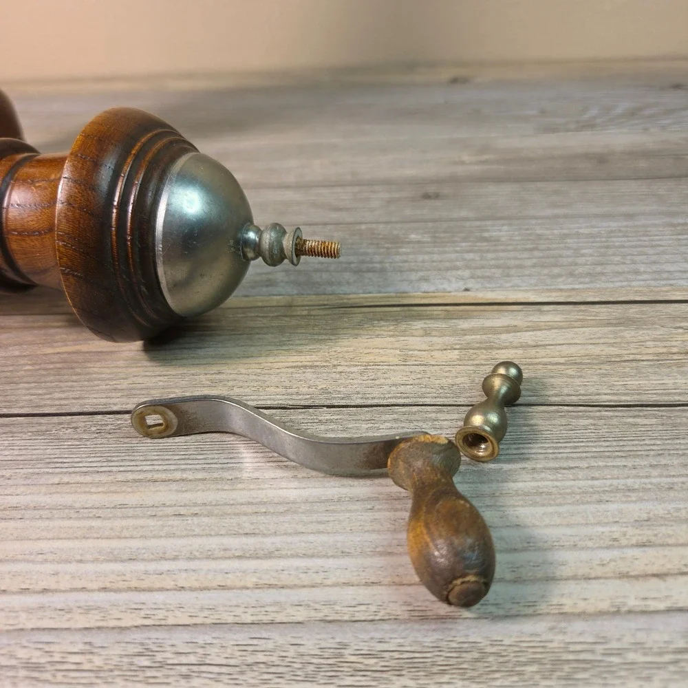 VTG Woodcrest by Styson Pepper Mill Salt Shaker Set Wood Japan MCM Grinder 10